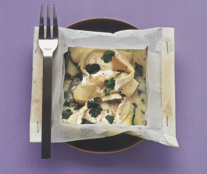 Courgette, chèvre et coriandre fraîche en papillote