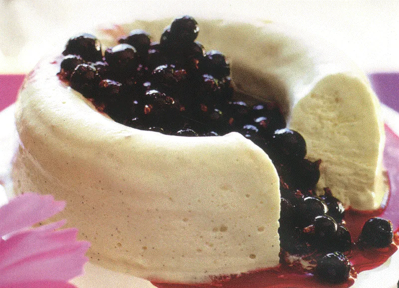 Parfait à la vanille et au cassis